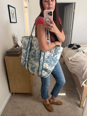 CLARE V Blue Toile Quilted Tote Bag Large
